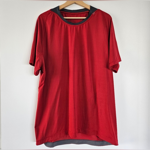 Lululemon Men's Red Crew Swift T-Shirt Classic Octagon Logo Sz XL - Picture 1 of 12